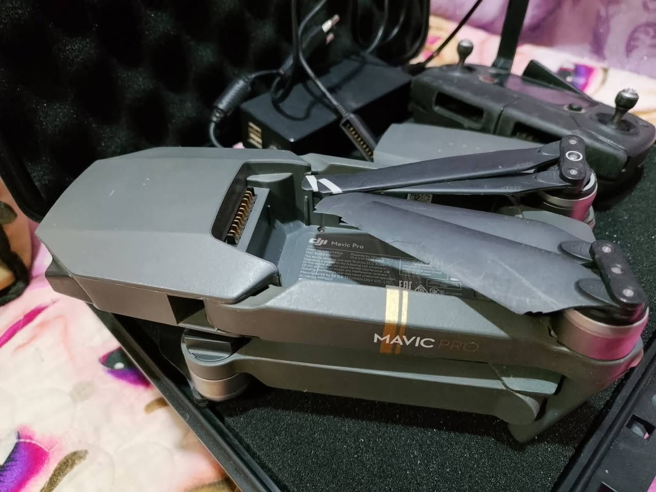 مافك برو ..نظيفة جدا ...نقص بطارية منفوخة ..مع الحقيبة ٣٠٠ الف ...الي يريدها يجيب بطارية ويفحص
تواصل ع الرقم ***********
