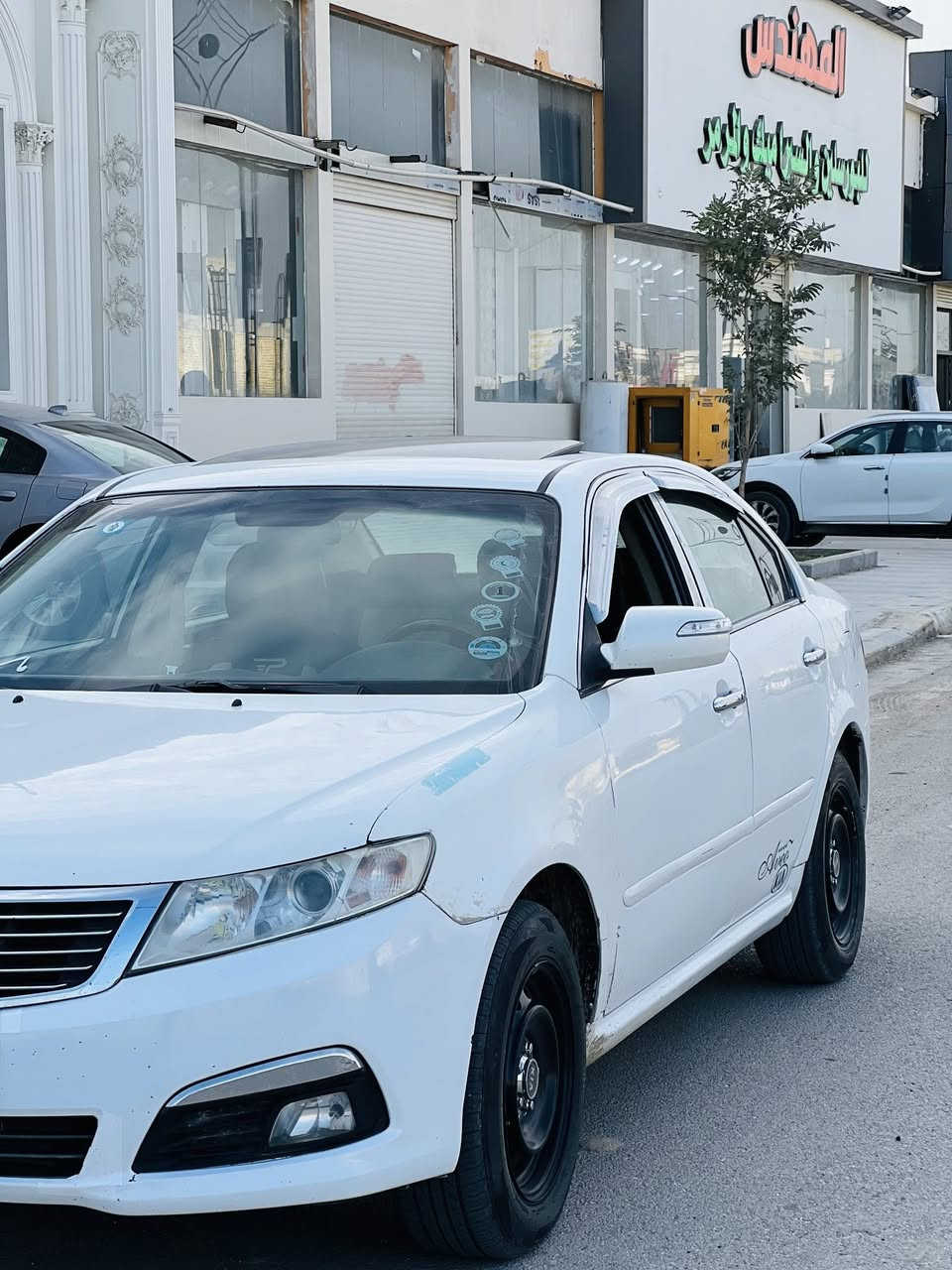 سلام عليكم
أوبتيما 2010
سياره بسمي رقم بغداد
فول مواصفات
1: بصمه
2:فتحه
3:تحكم ستيرن 
4:تحكم بالمرايه 
5:حساسات رادار
6: تحكم  بالايتات 
7:أشاير بالمري
8:شاشه كار بلي 
سياره جاهزه ما ناقصه شي
حادثه: تبديل قماره الباقي مكفول كفاله عامه
مكينه كير جاهزات
السعر : 95 وبيه مجال قليل
العنوان الناصريه مركز 
رقم التلفون : ***********
واتساب: ***********
