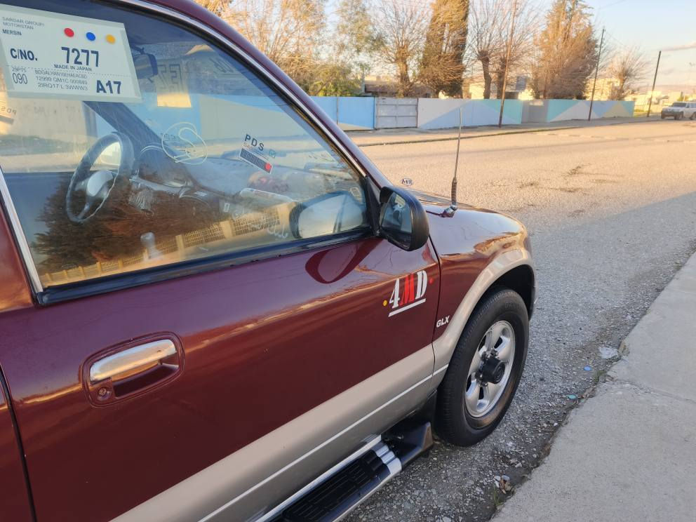 فرۆشتنی خێرا 
***********یان***********
کیا سپۆرتاج مۆدیل 1994   ئاڕمی پلاستیکی سلێمانی بەشەرتی ئاڕمو ئەوەلیات موسوبڕاوە 
مەکینە هەشتو بەخ گێڕ عادی  گێڕو مەکینەو کسل بەشەرتی فیتەر تەبریت ساردو گەرم بەشەرت فول مواسەفات چوارجام کارەبا ئاوێنە کارەسویچ کۆنترۆڵ  سپێر لەکۆڵ ویل کرۆم  کارەبای هەموگیانی ئیشدەکات وەک شەریکە ماوەتەوە چوارتایەوویلی جوانی  لەژێرایە سەیارەکە بێدەعمو لێداراوە پێشودوای کەپسە شەکوشی پێوەنیە زۆر توندوتۆڵەو بێتەقەوڕەقەوبێ نوقسانیە کامل جوان کاری بۆکراوەو 
ماڵی دۆستە بەس ماشەڵای ئەوێت 
سعر 40 موعامەلە یەکی کەم 
ناویشان زەڕایەن هەڵەبجەی تازە
*********** *********** السليمانية, العراق
