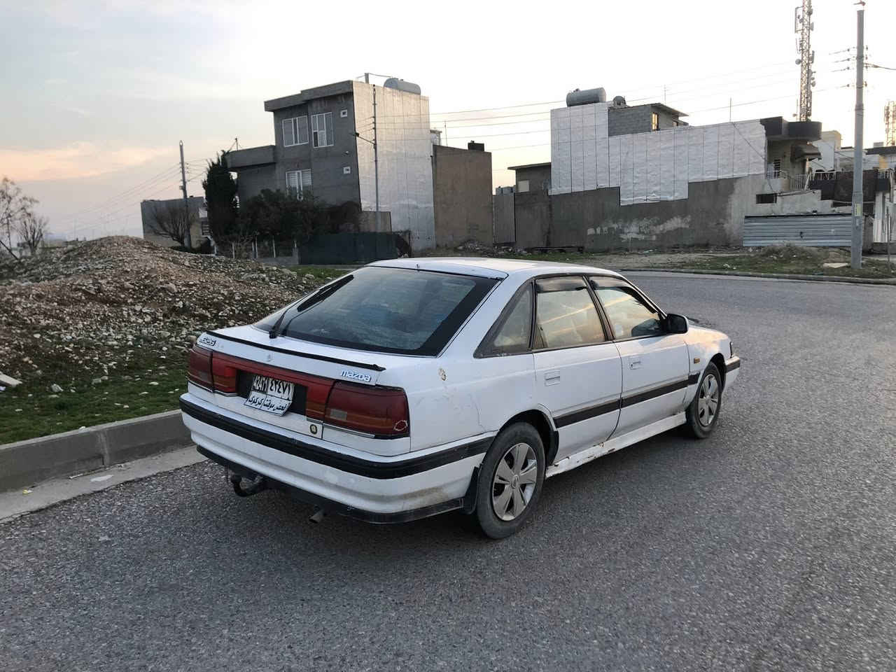 سلاو ئةم مازداية بو فروشتن هةشتو بةخة موديلي ٩١ سةنةوية بةشةرتي ئةوليات مةكينةيم تازة گوريوة بي عةيبة گيرو مةكينةي بةشةرت سعري 16گةلاو مةعامةلة ***********
