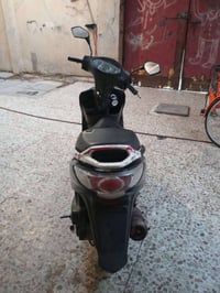 جي فور • نثيه • سلف