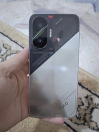 بوكو F7 • ٥١٢ جيجابايت • ١٦ جيجابايت رام