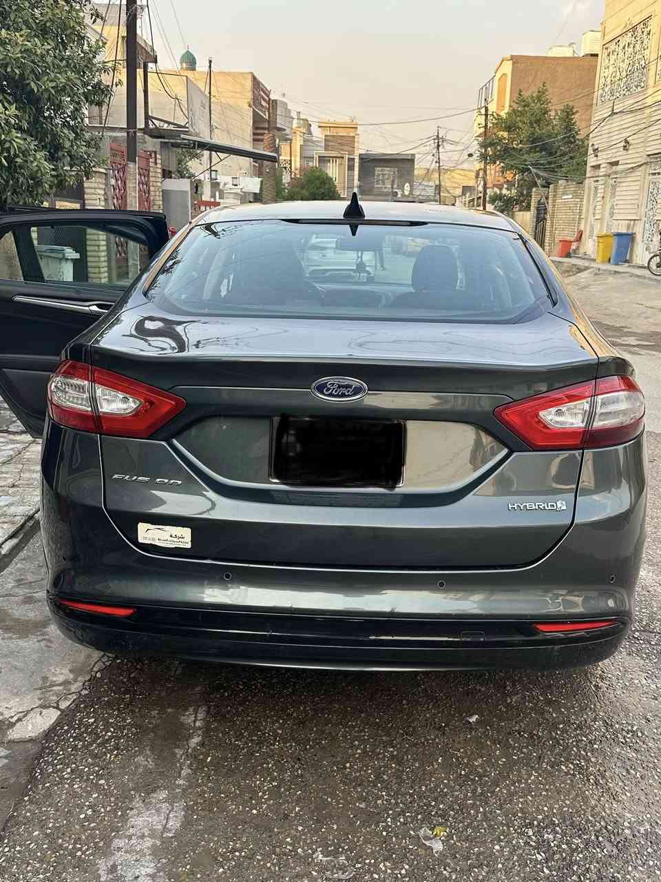 السلام عليكم للبيع
فورد فيوجن هايبرد ٢٠١٨ وارد خليجي 
ماشيه ١٣٧ الف كيلو مو ميل 
فتحه 
حساسات 
اشاير بالمري 
مري شفط 
لايت امامي خلفي لد 
دشبول ٧ الوان 
بصمه 
عليه ادامه كامله من الدعاميه للدعاميه 
السياره بيه حالوب وبيه اماكن بارد بدون صبغ 
مكاني بغداد نفق الشرطه 
السعر ١١٧ وبيه مجال 
***********
