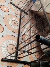 جربايه نفر حديد للبيع اليساري يتصل على هذا رقمي07831440069