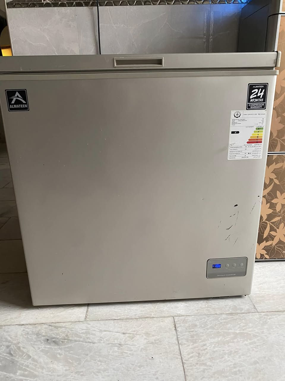 للبيع الثلاجه ب ٤٥٠ المجمده ب ٢٥٠ استعمال قليل


**إذا كنت صاحب هذا الإعلان وتريد حذفه لأي سبب، رجاءا أرسل رسالة إلى الدعم الفني**