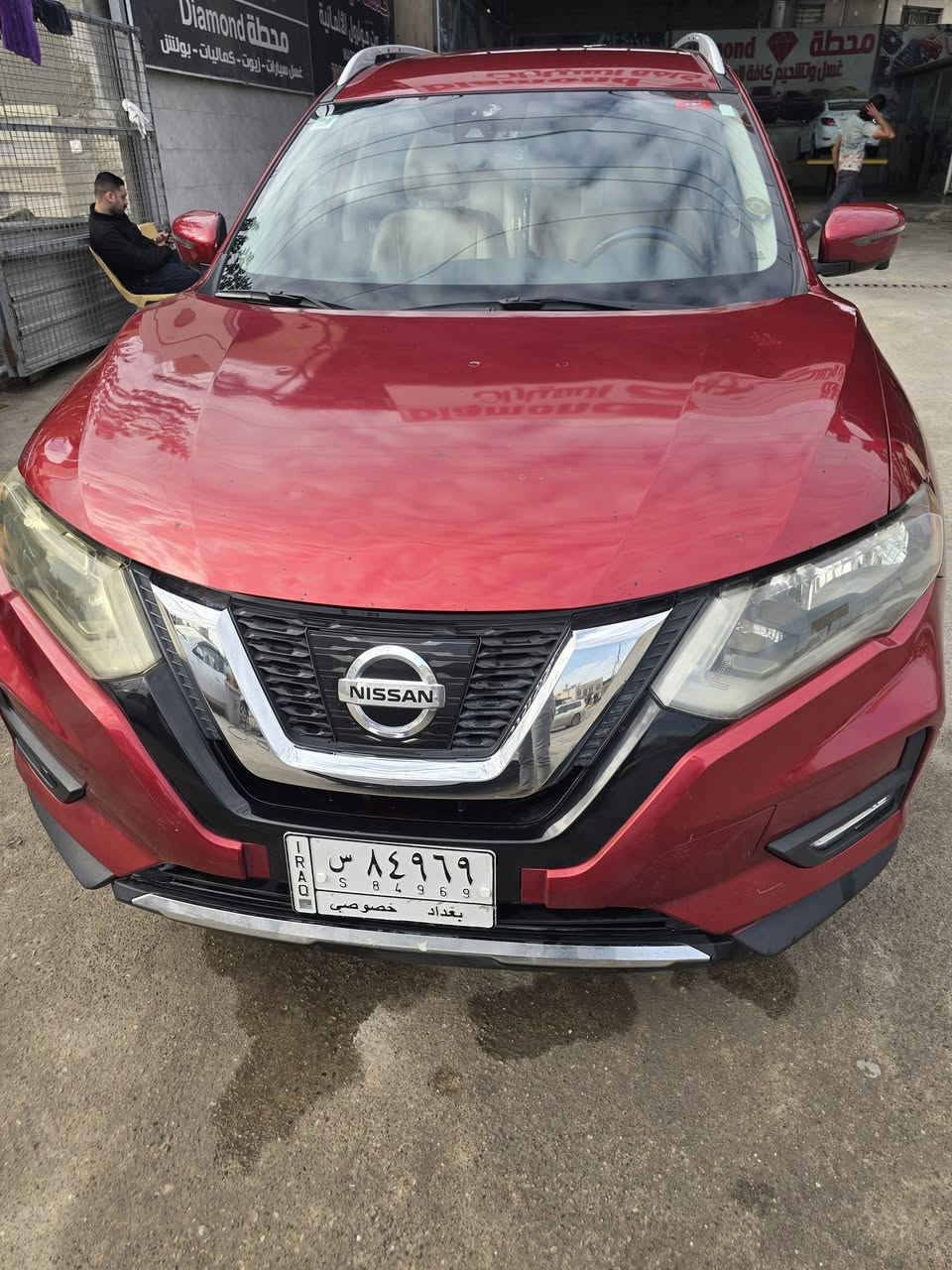 السلام عليكم للبيع نيسان روج موديل 2020 +SV
فئه sv+ بلص فول عده الفتحه 
كامرات ٣٦٠ 
رادار امامي خلفي 
حساسات خلفيه توقف ذاتي عند الرجوع 
كشن سائق كهرباء +خزن ميموري عدد ٢ وضع 
وضعيات قياده ١سبورت ٢ ايكو ٣ عادي نورمال 
اوتو هولد 
ستيرن D تدفئه 
تحكم ستيرن  جهتين 
جام تحكم كهرباء 
تبريد قطعتين 
تدفئه كشنات اماميه 
تحديد مسار 
مانع انزلاق 
كروز سرعه 
شاشه كبيرة 
فور ويل سمارت 
قفل دفلوك سمارت 
هاند بريك كهرباء 
صندوق كهرباء 
ويل كب 
محرك ٢٥٠٠
كيرcvt
حادث امامي البنيد نفسه راجع  وشويه جاملغ كد اصبع  وسونر منشور 
كير مكينه بلاد 
ماشيه ٥٣الف ميل
بغداد حي الجهاد 
***********
