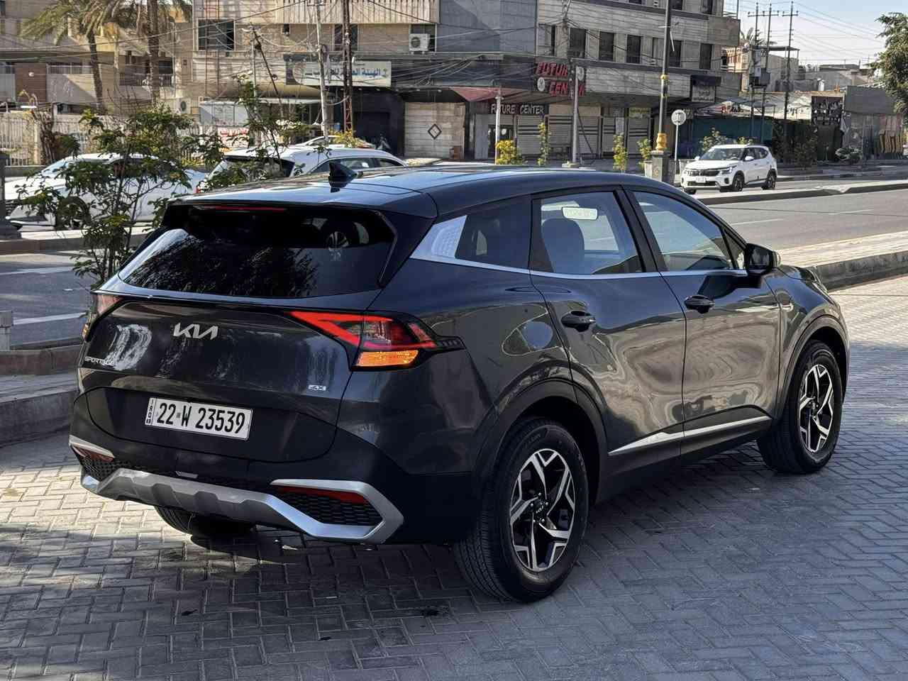 السلام عليكم سبورتج شكل جديد موديل 2024 محرك 2500 مواصفات السياره نص مواصفات سياره بدون صبغ فقط بارد بيه بدون دواخل صور حادث بلمشنور سياره رقم اربيل تريد تحويل او وكاله مكان سياره الكاظميه شارع اكد الاتصال ***********
