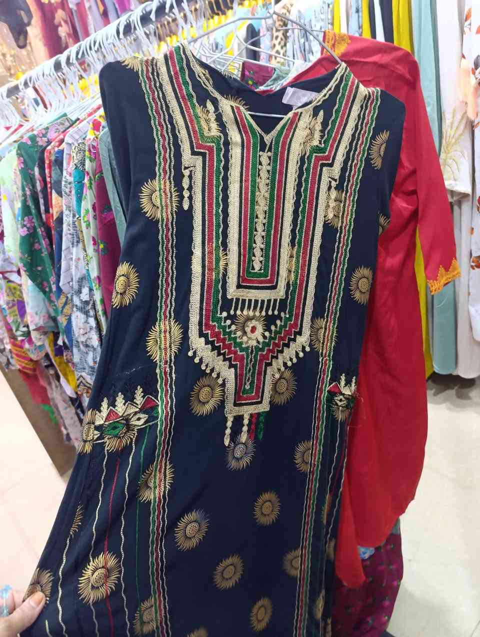 مخاوير اطفال بناتي من عمر خمس سنوات ال. ١٢ سنه وعبايات ولادي من عمر سنه الى عمر ١٣سنه


**إذا كنت صاحب هذا الإعلان وتريد حذفه لأي سبب، رجاءا أرسل رسالة إلى الدعم الفني**