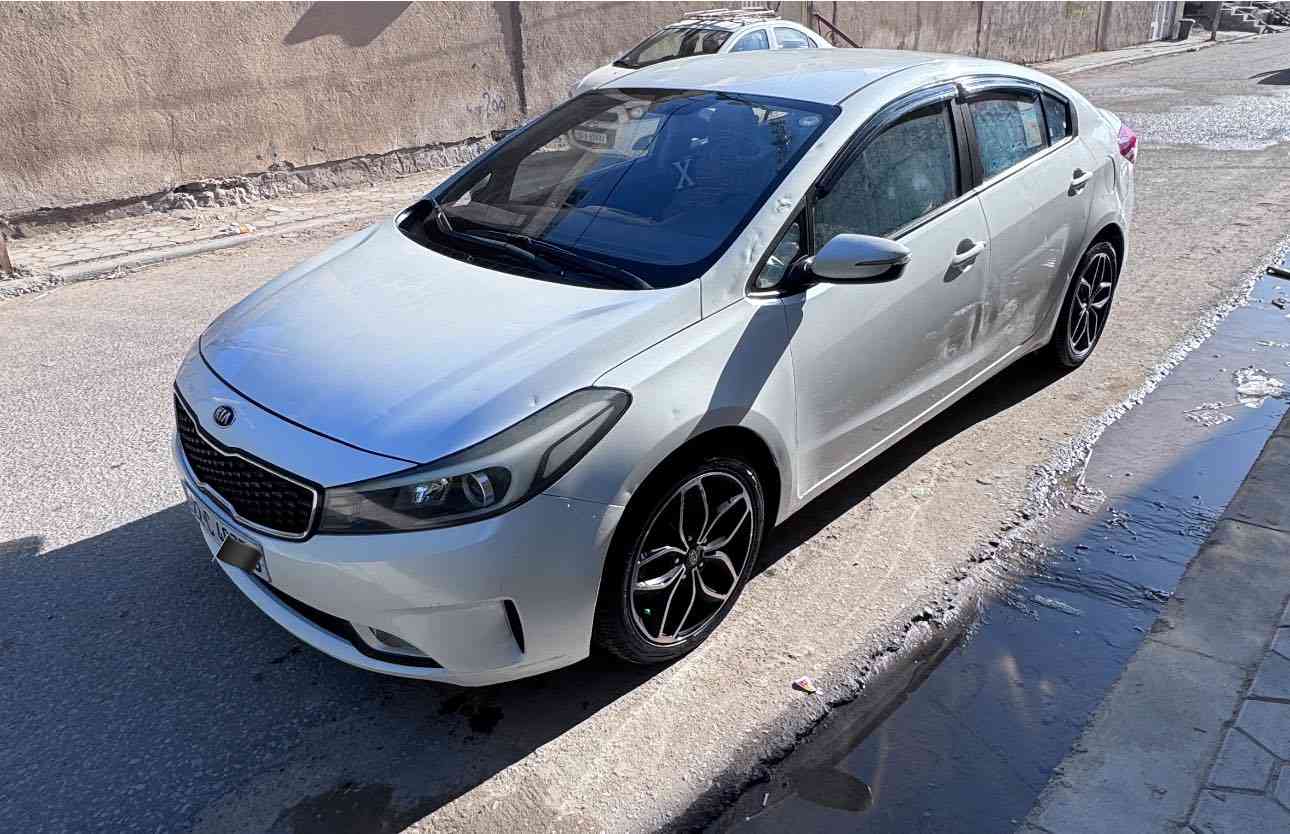 السلام عليكم 
 كيا سيراتو 2017 
للبيع او مراوس  بسوناتا 
صور الفحص موجوده بالمنشور 

رقم أربيل  باسم شركه 
مكاني نجف الأشرف 
#الاستفسار.  ***********
