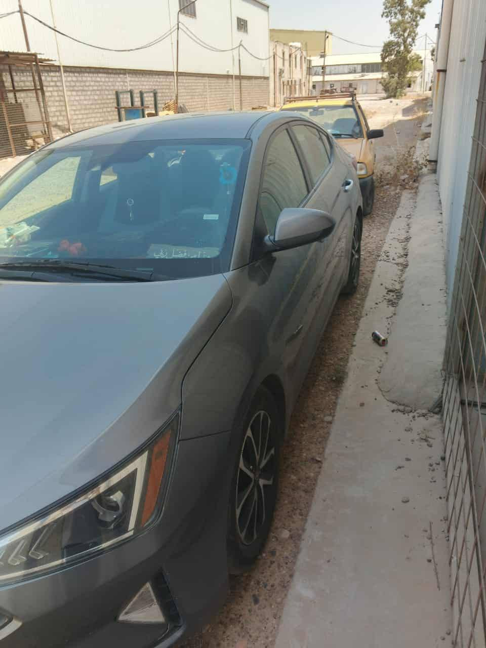 السلام عليكم النترا ٢٠١٩ أمريكي رقم بغداد انكليزي سنويه نهايته ٢٠٣٠ هزه جديده
سياره ليبل واحد محرك ٢٠٠٠ دوش كفاله من الفتح  كير سياره AT   اي تي  المرغوب نص فول نقطه عمياء رادار جانبي توقف ذاتي  تخم تاير جاهزه
حادث بسيط بدون ايرباك بجم كبس بدون دواخل ليبل واحد بيه ضرر نص جاملغ خلفي  سونار مرفق بالصور قبغ جنطه توحيد لون كلير  باقي كفاله عامه السعر ١٣٣ بيع
***********
