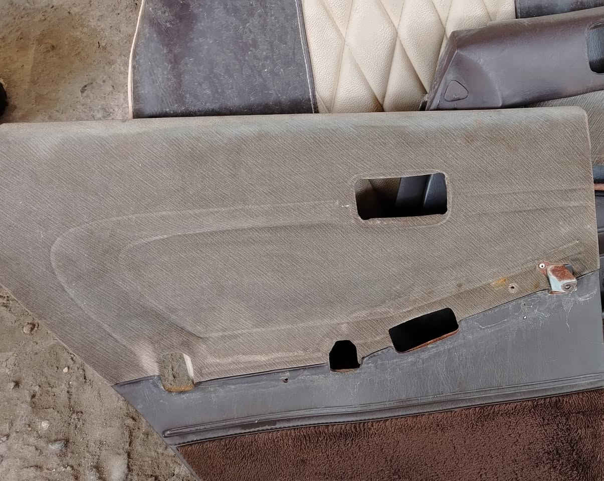 اخوان ابطاين كرسته كصيف للبيع كاملات مع دعاميه خلفيه نظيفه للبيع كلهن ب 200
***********
***********
