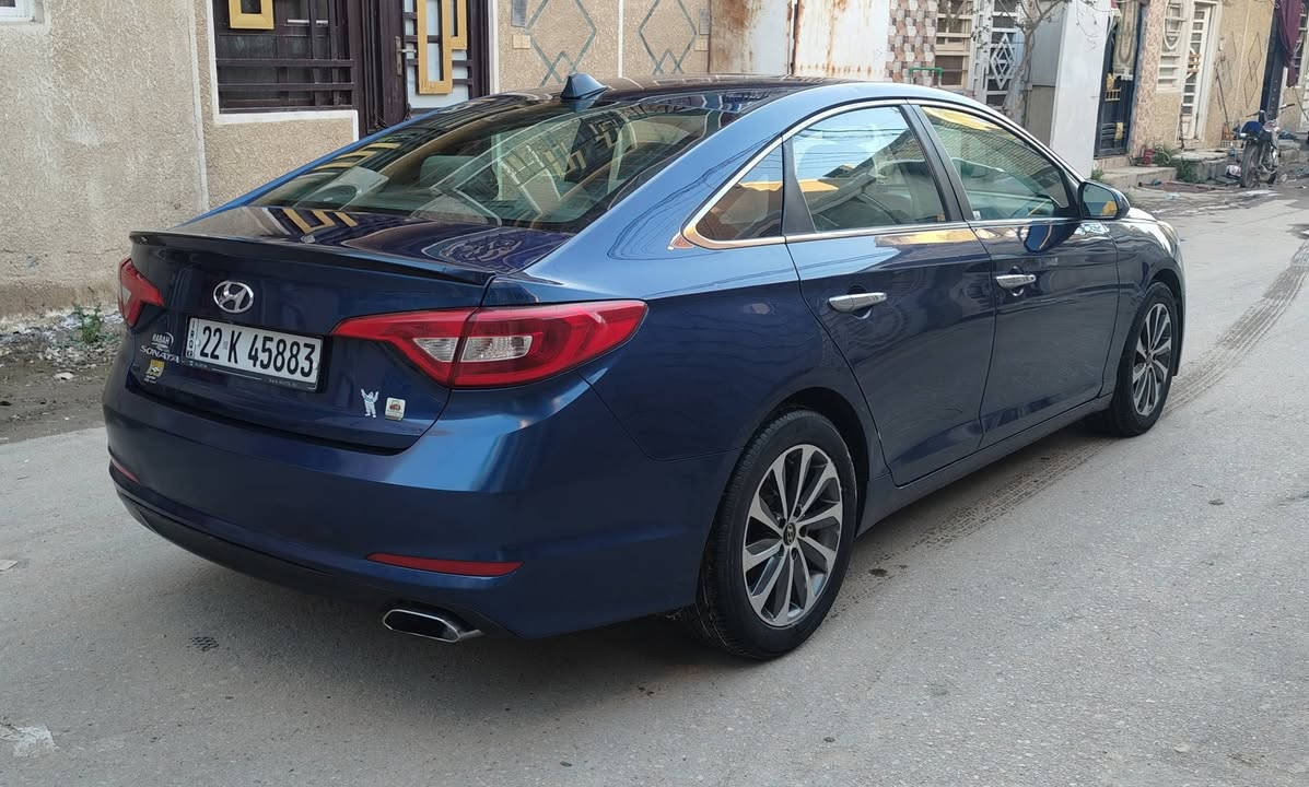 ياالله سلام عليكم للبيع أومراوس هونداي سوناتا موديل 17وارد امريكي كلين بدون حادث  مكفوله من الصبغ 
السياره جديده وجاهزه علااخر حبايه وبل عافيه علياخذه سنويه جديده السعر 123وبيه مجال للاستفسار ***********مكاني كربلاء
