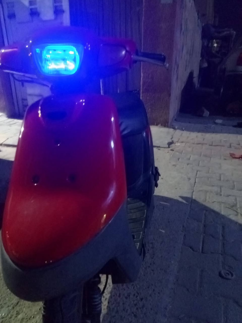 سلام عليكم بطه نضيفه شاصي ملحوم مكينه ناعمه شلعه ومشي حلوه كهربائات من طول لطول شغاله سلف هندر كله كامله مكاني كربلاء محطت قادسيه سعر 180وبيه مجال بسيط حك جيه الرقم ***********
