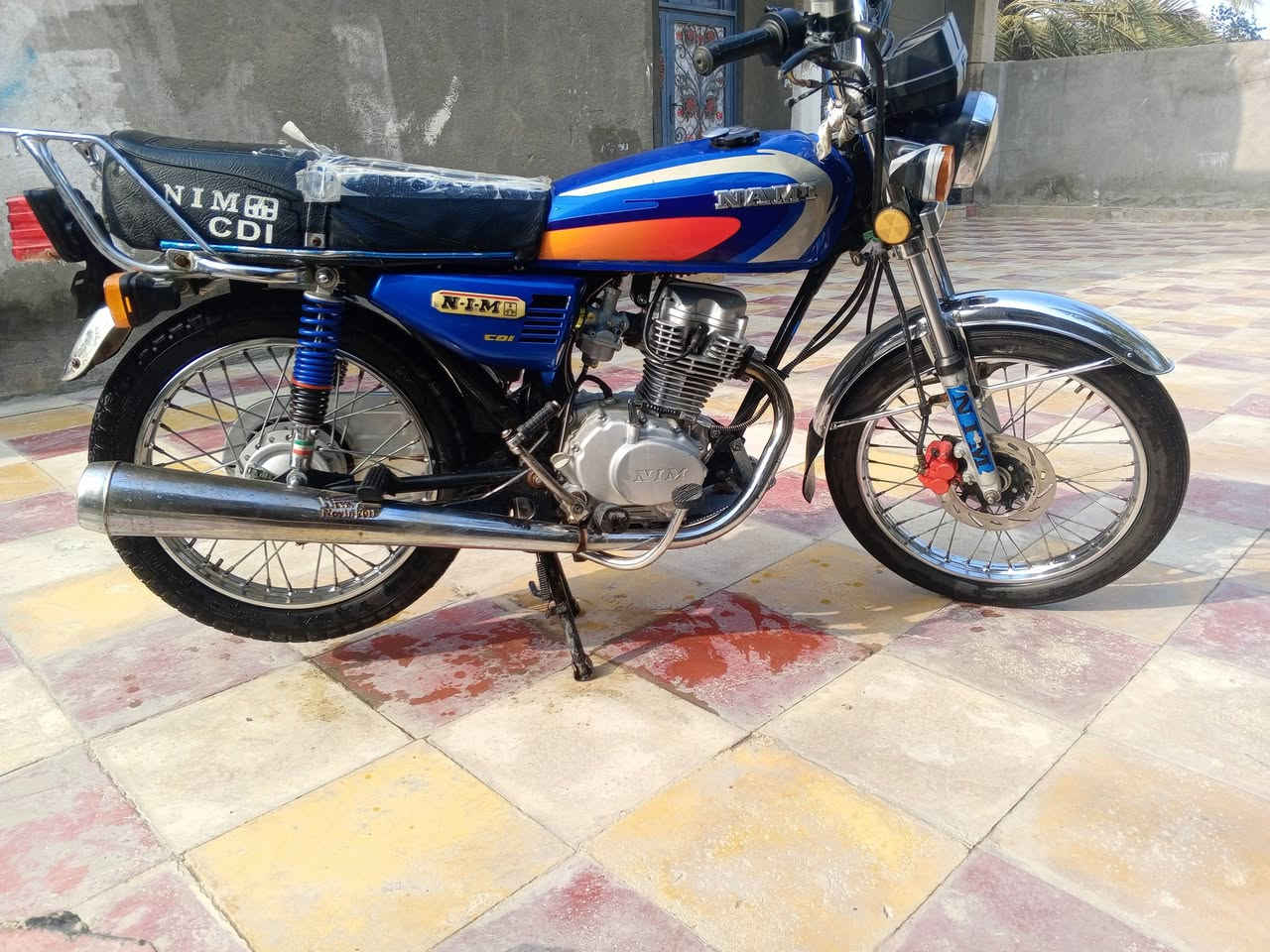 اربعه كير نامه اوراق أصولي عنوان رميثه 
اربعه كير للبيع اوراق أصولي عنوان رميثه 
السلام عليكم اربعه كير نامه للبيع اوراق أصولي نضيفه جدا السعر 800 وبيها مجال ما مفتوحه شرط عل فحص تفيلس ما مفيلسه بعدها جيس عنوان رميثه موديل 2021 علق واني اراسلك أو هذا رقم الهاتف ***********
