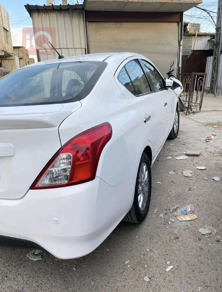 نيسان سني موديل 2023 ماشيه 70 فول مواصفات بصمه ابواب بصمه تشغيل ويل كب مري شفط عداد ليزري مكفوله من لصبغ ولتبديل بيها كم مكان بارد 
السعر 116
***********
