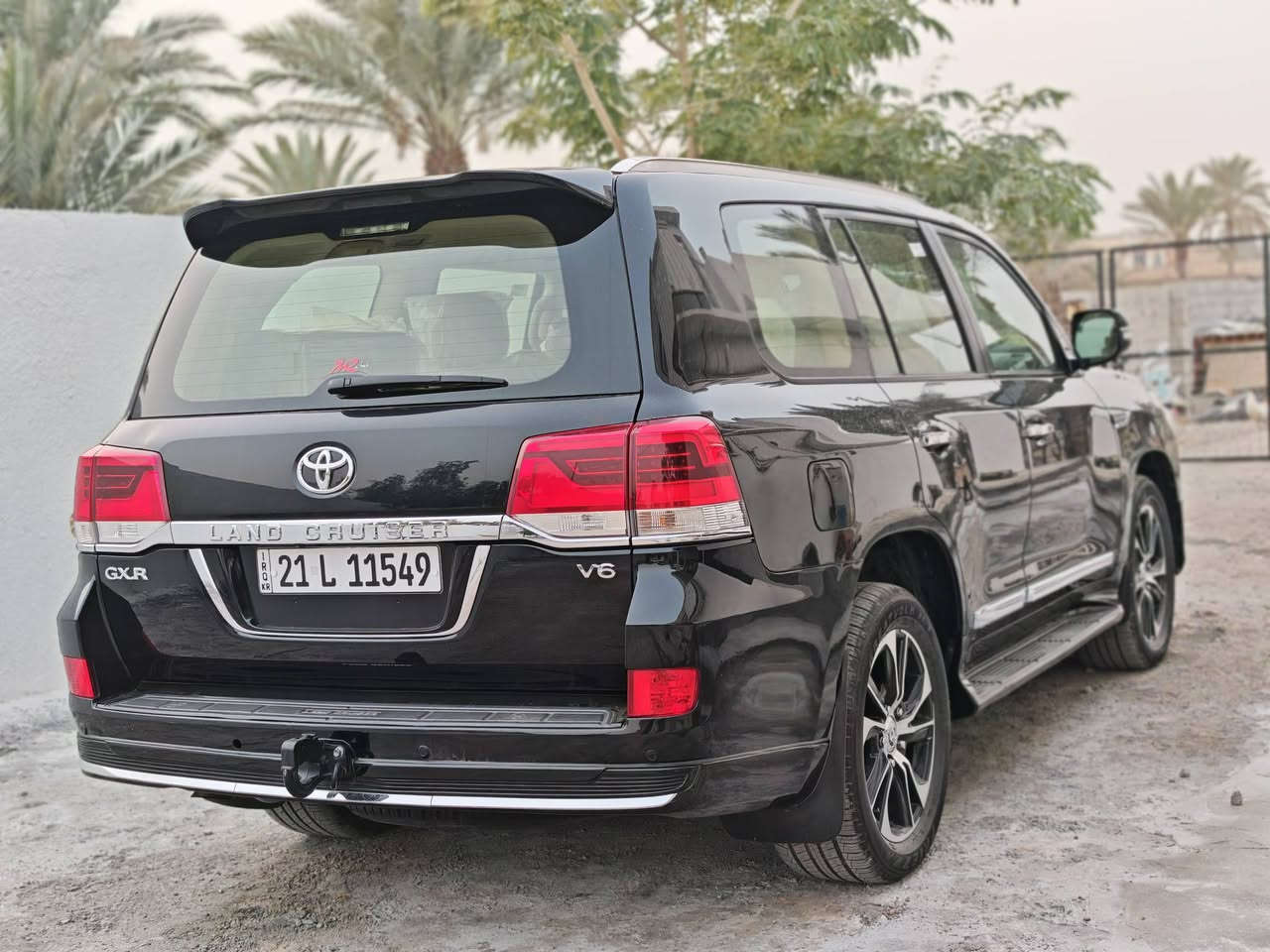 للبيع 
لاندكروز  2017
لون اسود
ساز اصلي 
مكفولة كفالة عامة

الون ابيض 

مواصفات 

ثلاجه

ماوس 2

طفايه 

بصمه تشغيل 

بصمه ابواب لمس 

فتحه سلايت  

زراكات 

جام تصعيد تنزيل بلبصمه 

مري شفط 

شاشة كبيره 

كامرات 

تحكمات كامله 

حساس امامي 

حساس خلفي 

اشارت ترحيب ابواب عند الفتح 

وباقي مواصفات  معروفه 

تخم تاير جديد

محرك وكير كفالة 

العنوان بغداد التاجي

للاستفسار : ***********
