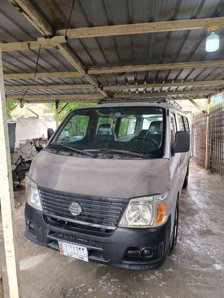 السلام عليكم نيسان يورفان ٢٠١١ رقم بغداد مصفرة هيأة وغرامات و بيهه صبغ بصفحة السائق أثر جراد  مدوشمة وتايرات جدد السيارة جاهزة السعر ١٢٠ مكان السيارة بغداد للاتصال على الرقم *********** علي مكلف بالنشر
