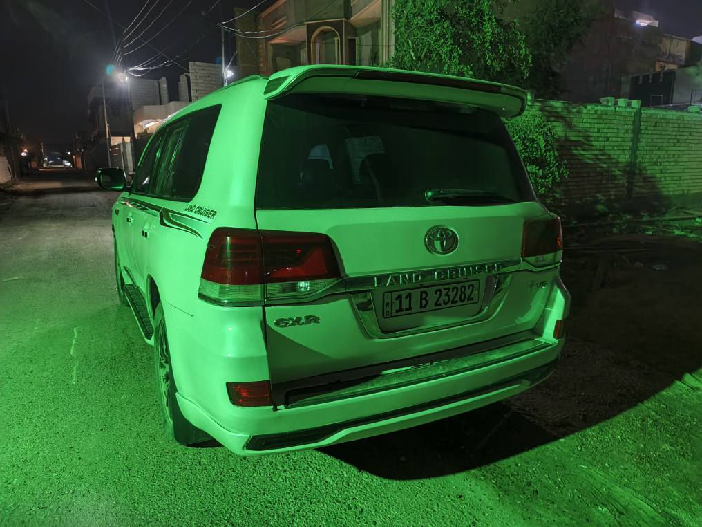 سلام عليكم لاندكروز موديل 12 محدثه 21 تحديث أصلي 8اسلندر دخم تاير جديد كير ومحرك شركه مصبوغة عام السعر 285 وبيهه مجال رقم *********** واتساب
