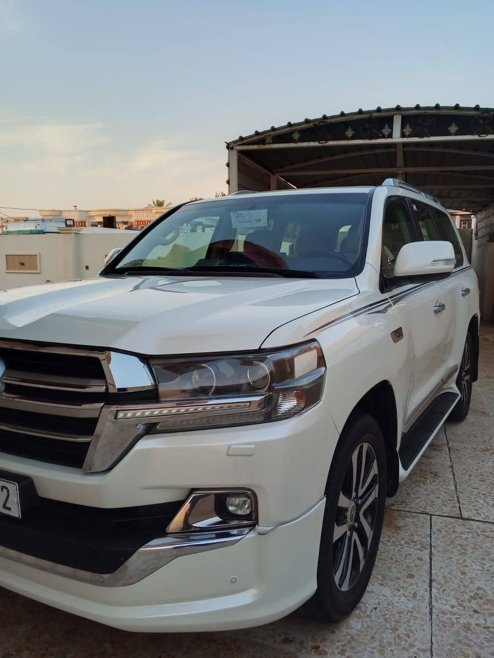لاندكروز 2019   خليجي GXR
وكاله.    ساز فوووول 
محرك      V8
سلايت  وتشغيل  عن بعد 8  ايرباك
كشن جلد وكهرباء اوتوا عدد 2
دشبول ليزري اسود بيجي 
لايت اسود وبخاخ لايت
جنطه كهرباء حركتين 
شاشه اصلي مساعد تويوتا وكامرا وشاشه عدد 2
فتحه سقف و ثلاجه 
مري شفط 
ويل كل كروم اسود حجم 20
حساس امامي وخلفي لاندكروز
رقم بغداد الجديد بسمي
السياره حلوه 
ماشيه 94000  الف KM
السياره جديده حيل 
السعر خاص 
مكان حصيبه الشرقيه 
رقم موبايل
0781807678


**إذا كنت صاحب هذا الإعلان وتريد حذفه لأي سبب، رجاءا أرسل رسالة إلى الدعم الفني**