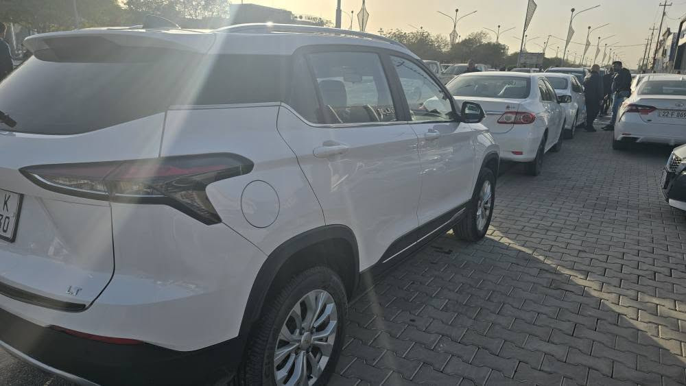 سلام عليكم  سياره شوفرليت كرووف  مواصفات خليجية موديل 2024 ماشيه ٣٣٠٠٠ ألف حقيقي بدون صبغ بيها تعديل بارد صندوق خلفي 10 سانتيم  وروعة برأس بونيت بدون صبغ سياره جديده  مكان سياره كركوك طريق بغداد او معارض كركوك للاتصال ***********
*********** كركوك, العراق
