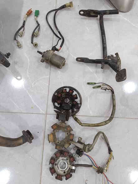 السلام عليكم غراض ماكس
*********** 📞
كفرات منغولي ختم واحد 
سلف اصلي 
صالنصه اف ام
صالنصة زعرة
ستان نص ماكس 
دبلات ماكس امامي 
دبلات سكنس اصلي  
ماكنيت ماكس وماكنيت فراشه وماكنيت زعرة مال تفصيخ
