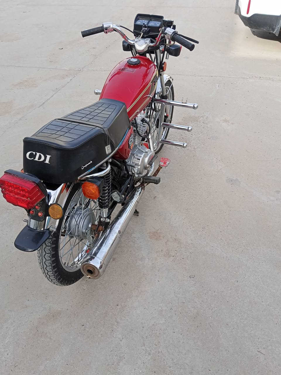 ***********....….....900
