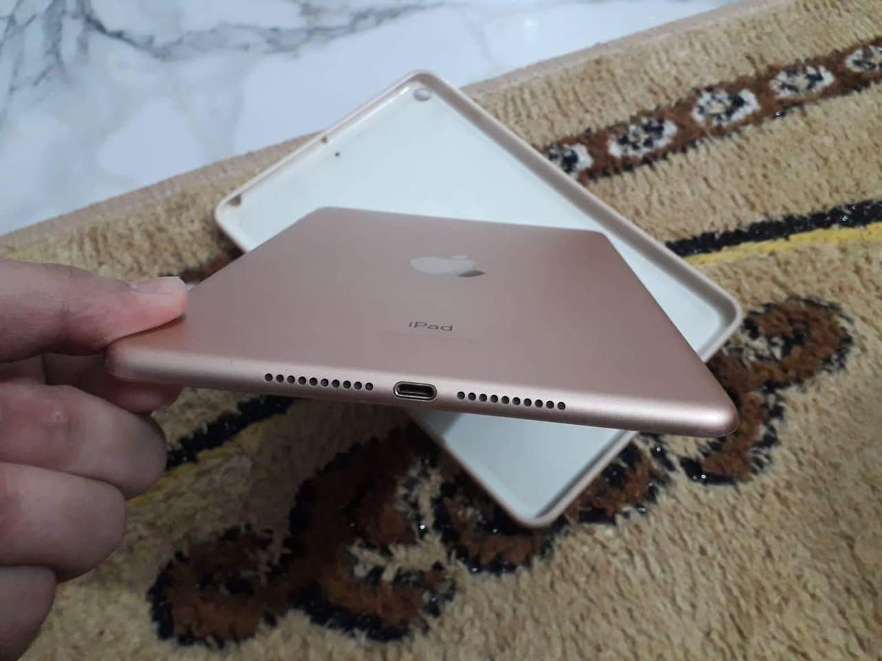 سلام عليكم
ايباد مني 5 ذ 64 ما مبدل بي كلشي بي فقط هاذ الكسر
 ***********
مكان واسط الحفريه 
مكلف بلنشر
