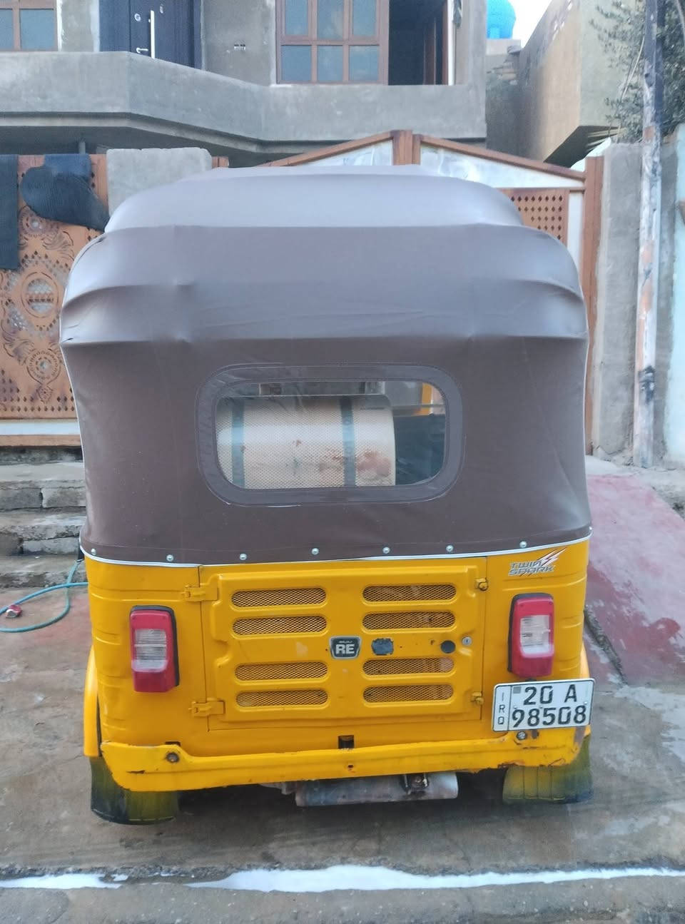 سلام عليكم تكتك مديل 2019 شهر 11 تكتك معمر دوسات وبيها لغد بارد كير اكسل مكفولات مكاني بعقوبة سعر 5800 وبيها مجال ***********
