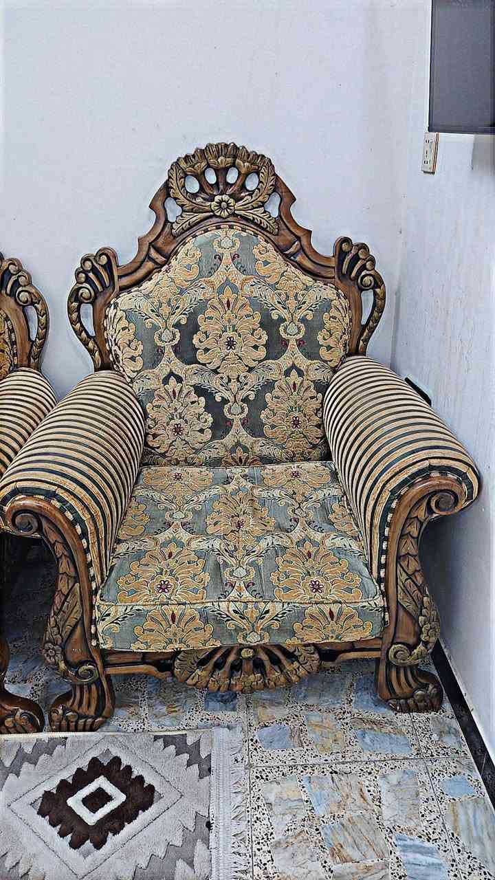 تخم زان مصري 10 مقاعد سعره 400 ونصه200 للأستفسار***********
