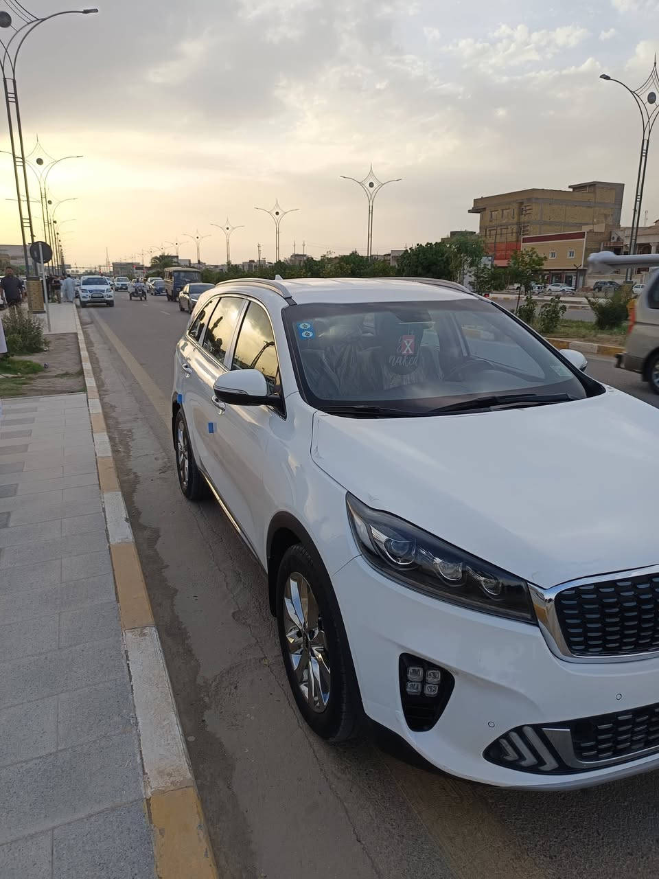 سورنتو موديل ٢٠ للبيع رقم واسط 
مواصفات الخليجية المعروفة 
ستة سلندر وسبعه راكب 
سعر ٢٢٥ 
مكانها ناصرية 
***********

