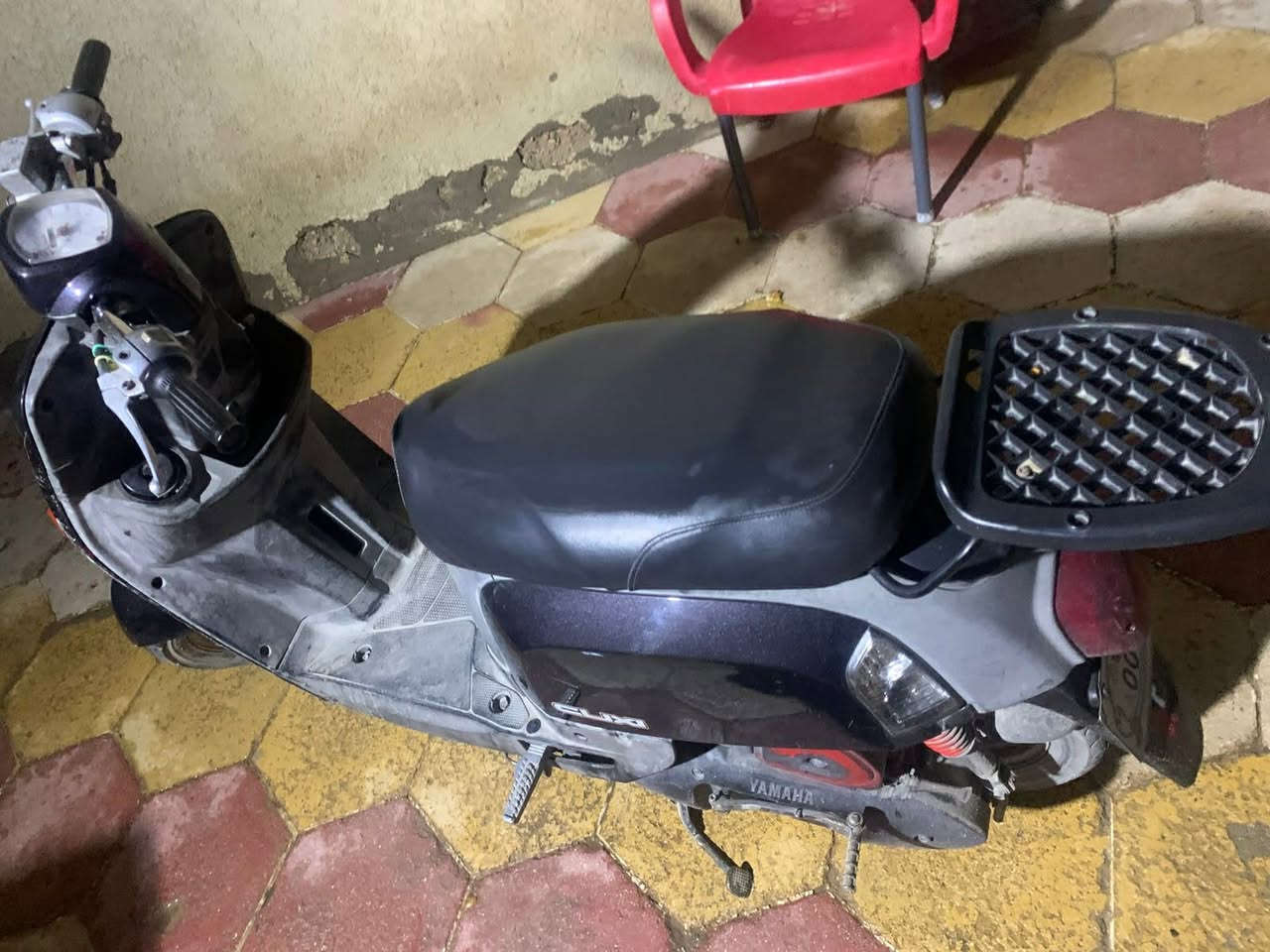 بوليس موديل 8 نضيفه كما موضح بالصوره 
مكان كربلاء كابريته 
سعر 750 وبيه مجال 

***********
