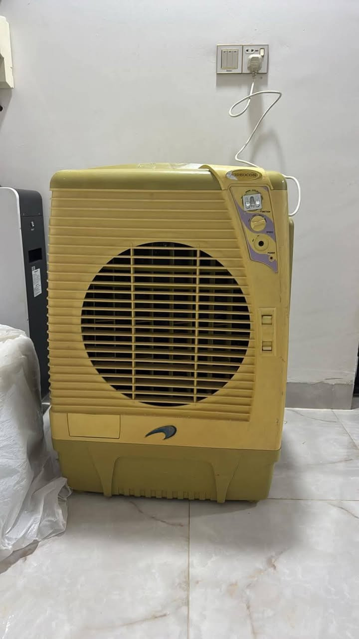 السعر الطباخ80
المكنسة ب40
الغسالة 100
الطخم 200
الكونفيرة 50


**إذا كنت صاحب هذا الإعلان وتريد حذفه لأي سبب، رجاءا أرسل رسالة إلى الدعم الفني**