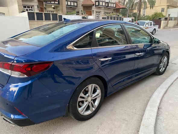 السلام عليكم اخوان سوناتا ٢٠١٨ شكل ٢٠١٩ وارد امريكي محرك ٢٤٠٠ GDI السيارة ماشية ١١٧ حادثهه مال امريكا جاملغ وبنيد ضرر سطحي بدون دواخل موجود بالمنشور وبالعراق صار بيهه جاملغ خلفي وجنطة لصور بالمنشور  مواصفات السيارة 
بصمة
شاشة جبيرة
تدفئة بالكشنات 
نقط عمياء 
كير ومحرك تبريد خير من الله مكفولات وسيارة جاهزة مابيهه كل نقص 
سنوية جديدة ٢٠٣٠ باسمي عنواني بغداد شارع فلسطين *********** 
سعر السيارة ١٢٧ وبيهه مجال
