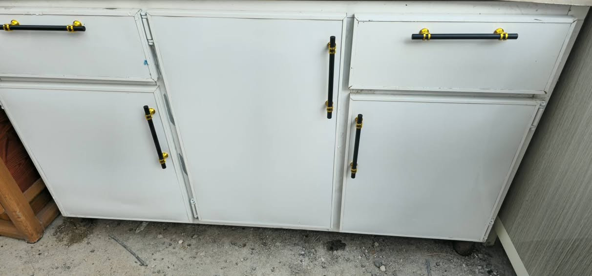 نبدل كاونتركم القديم مع كاونتر مستخدم أو جديد من عدنا
كاونتر مستخدم سنك متر ونص ارضي ومعلق نظيف سطح مرمر 
سعره ٢٠٠ الف
مكانه كربلاء حي النضال قرب بيت المختار محمد داهي
نهايه شارع سوق حي البعث (الكراج الاخير) جهه اليمين قرب مولده ابو هادي 

*********** واتساب 
***********

تابع البيج المستخدم لمزيد من العروض
https://www.facebook.com/share/1Am2wx1tDo/

https://www.facebook.com/share/1Am2wx1tDo/
رابط البيج للجديد
