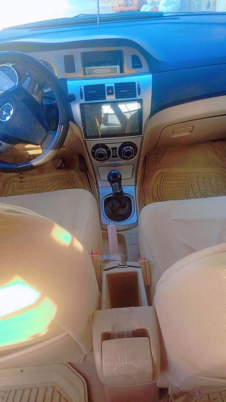 🚘 كريت وال فولكس Dongfeng S30 موديل 2011 للبيع 🚘
السعر: 47 ورقة وبيها مجال بسيط
المكان: النجف الاشرف
تفاصيل السيارة:
النوع: كريت وال فولكس - Dongfeng S30
الموديل: 2011
اللون: ابيض
المحرك: جديد شد شركة
الكير: جديد شد شركة
تبريد ثلج
الحالة العامة: السيارة نظيفة ومرتبة
الصبغ: بيها تكحيلات بسيطة فقط بالحواجب

السنوية: بسمي
ملاحظة: السيارة جاهزة للفحص في اي وقت
للاستفسار والاتصال: ***********
للبيع كريت وال فولكس S30 موديل 2011
لون ابيض، محرك وكير جديد
السيارة نظيفة بيها تكحيلات بالحواجب فقط
باسمي كريت والتحويل ثاني يوم
السعر 47 ورقة وبيها مجال
النجف ***********
