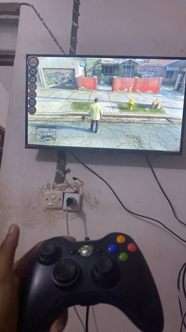 اكس بوكس 360البيع سعر 100الف معة يدتين و ٢٧العبة و هم بي قراند حية وقعية و بيس من ٢٠١٣و ٢٠١٨و ١٠١٩و ٢٠١٧و
شراي تصال ***********
 نطيكية شرط شخط ما بي يداتو الصالية مالتو
