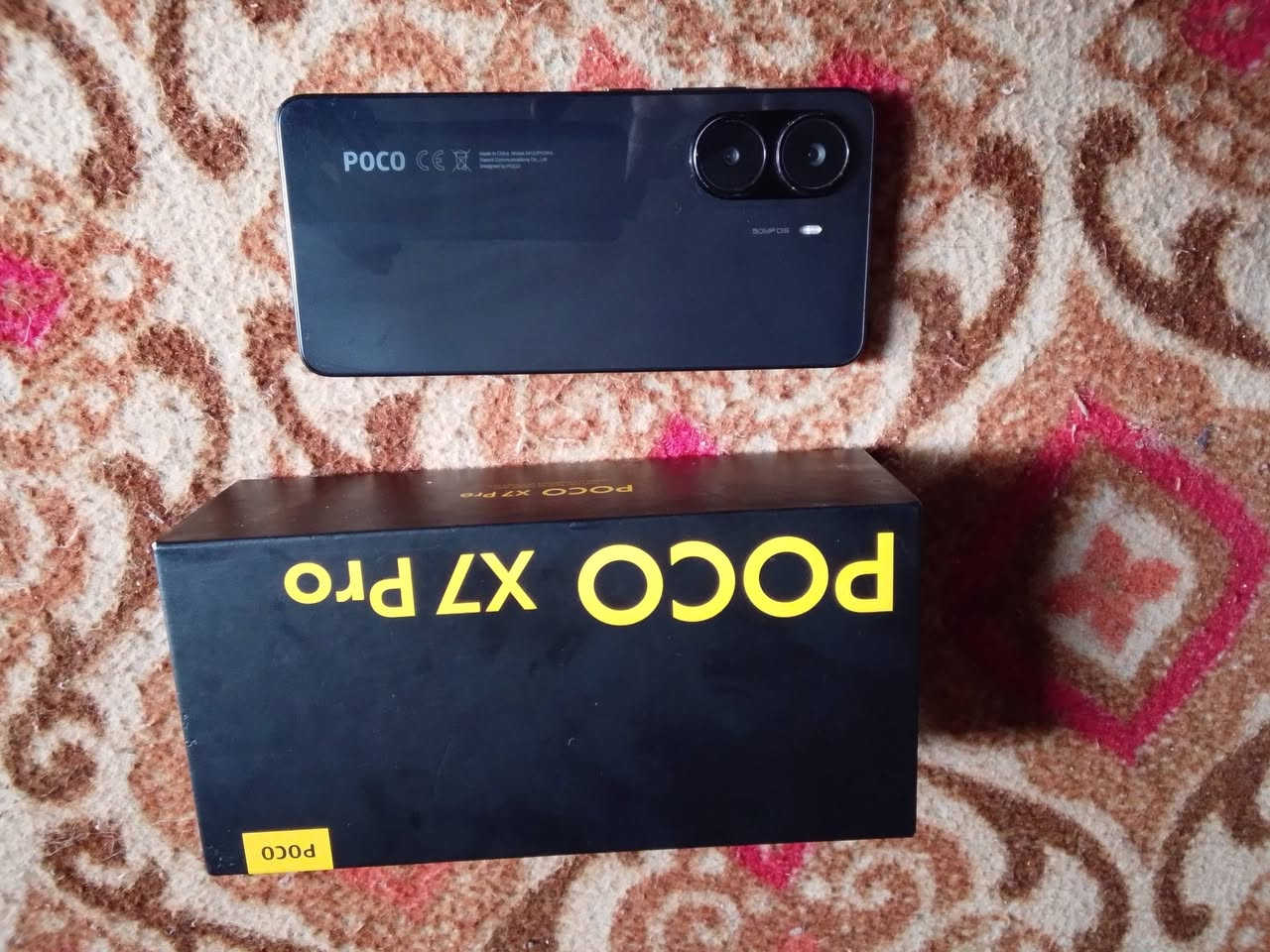 سلام عليكم موبايل poco برو للبيع شتريته ب 510 جهاز ذاكرته 525 ذاكره داخليه 12 موبايل يدعم 120 فريم بل ببجي معالجه قوي مابي اي ضرر فقط هاي نقطه الصغيره البل شاشه صارها شهر بطاريته 96 رايده 300 الف محتاج واجاي ابيعه مستعجل ع بيع للاستفسار ***********
