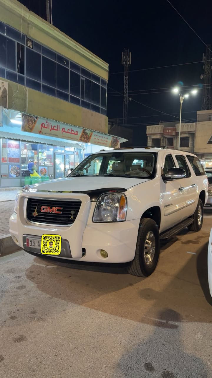 جمسي ٢٠٠٩ فحل خليجيه داخل عسلي طبله اصل اصوليه رقم انبار انكليزي ب اسمي  جهازه ونضيفه مكفوله بدون حادث اصل شمباني ومصبوغه ابيض سعرها ١٩٦ وبيها مجال بسيط جدا 
***********
