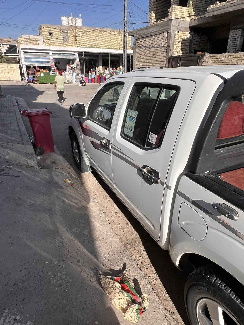 السلام عليكم بيكم نيفار ٢٠١٢رقم ديالي رقم دولي تبريد شغال تدفته
كهرباء كلهن شغال كير اوتماتيك ماشيه ١٤٧

كير كفاله محرك جديد بيه بداي تنقيص بسيط بيه هلال خلفي بارد بدون صبغ الاستفار *********** مكان بغداد السعر ١١٥
