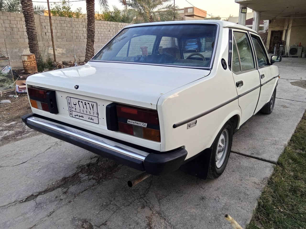 سلام عليكم سياره للبيع افيات سي ال موديل 1980 رقم بغداد باسمي تعمير جديد كير محرك ابلادي اسياره جاهزة مى بيه نقص السعر 45 بيه مجال الشراي يتصل العنوان حله حي الجزائر ***********
