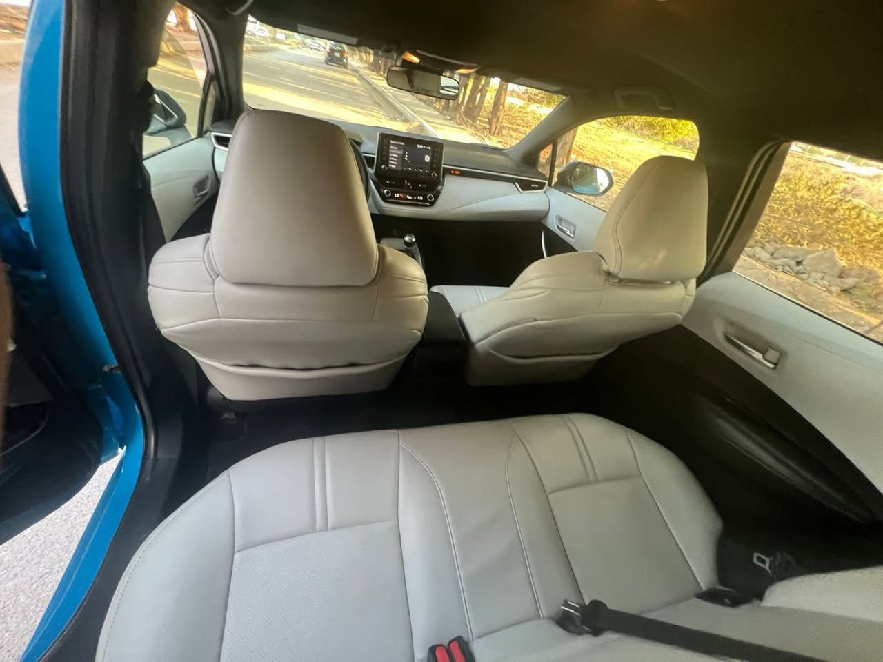 كورلا هاج باك موديل 2019
فول السياره ماعدا الفتحه 

مكينه 2000 كير عادي 

رقم بغداد 

السياره مكفوله من الصبغ مابيها صبغ

مكان السياره بغداد 
السعر 135$

***********
