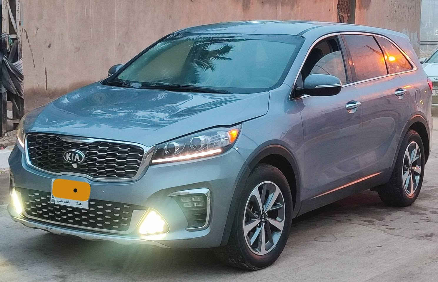 للبيع 
سورنتو 2020 وارد امريكي 
 تبديل بنيد وصبغ جاملغ الامامي بدون دواخل السونار ورقم الشاصي بالمنشور
مواصفات 
محرك 6 سلندر شرط كفاله من التبخير والفتح والتنقيص 7 راكب  شاشه جبيره كامره دواره نظام منحدرات اربع انظمه قياده اشاير بالمري حاجب لايت بلوجكتر led بالدعاميه
رقم بغداد تحويل مباشر
السعر 195
المكان قضاء الشطره 
***********
