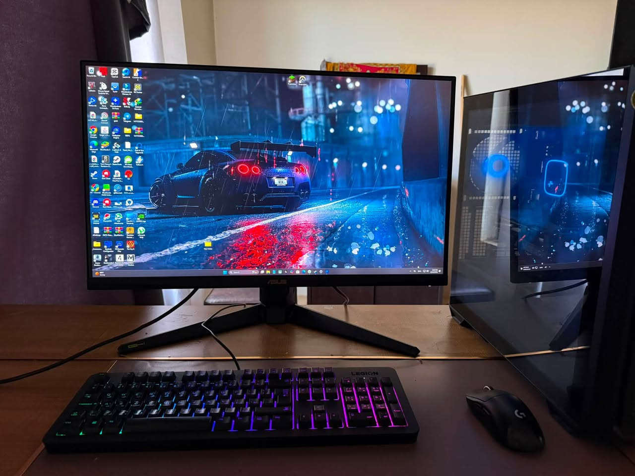 🖥️ مواصفات الجهاز:
المعالج: Intel Core i7-12700KF
كرت الشاشة: RTX 4070 Super
الرام: 32GB DDR4 3600MHz
التبريد: DeepCool Liquid Cooler 360mm
المذربورد: ASUS Prime H610M-K D4
التخزين: 500GB M.2 NVMe SSD
مزود الطاقة: 750W
الكيس: MX600 Mini
🖥️ الشاشة:
ASUS TUF Gaming 27" QHD 180Hz IPS
🎁 الملحقات:
ماوس Logitech G Pro X Superlight 1
كيبورد
سماعات
UPS
💰 السعر: 1,950,000 دينار عراقي


**إذا كنت صاحب هذا الإعلان وتريد حذفه لأي سبب، رجاءا أرسل رسالة إلى الدعم الفني**
