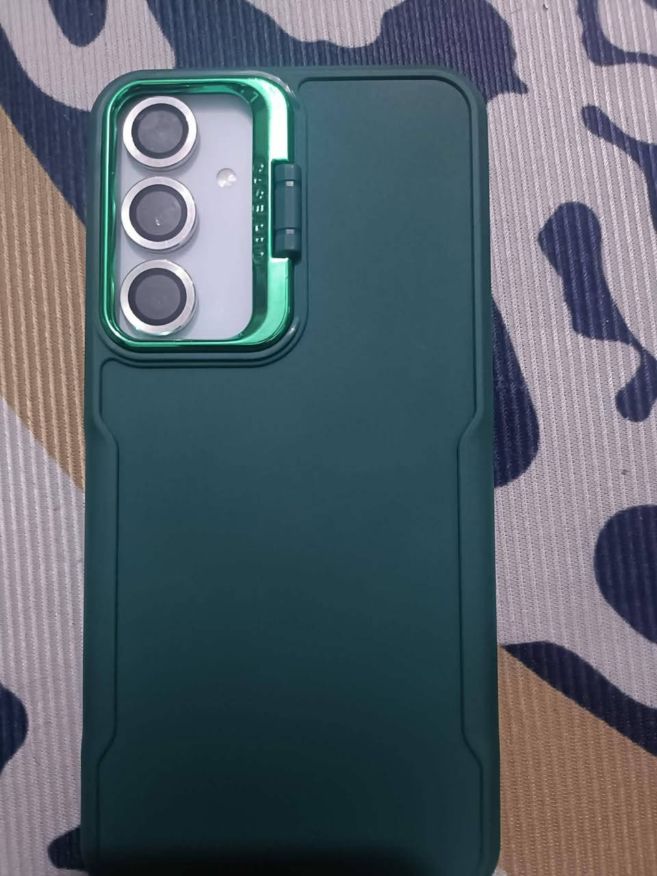 كلكسي اي٥٥ ابيض نضافه ١٠٠ذاكره ٢٥٦ بدون مارتونه بيع او مراوس مكاني بغداد الحسينيه السعر ٣٢٥ بي مجال حك جيه جهاز لوك


**إذا كنت صاحب هذا الإعلان وتريد حذفه لأي سبب، رجاءا أرسل رسالة إلى الدعم الفني**