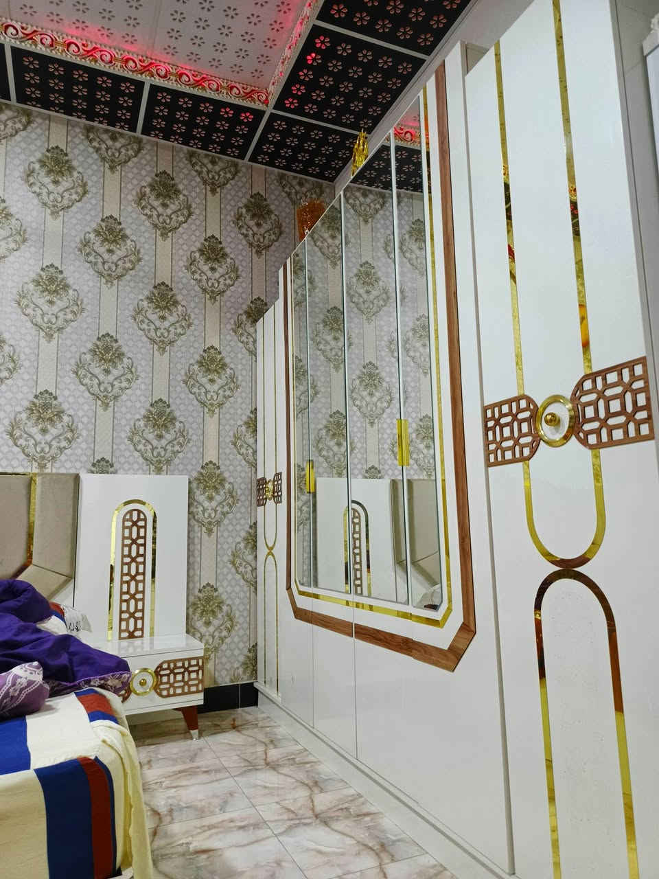 غرفه تركيه 8قطع ستعمال قليل بعدهه نضيفه ما بيهه اي خلل سعرهه750 مكانهه بصره ابو لخصيب للستفسار على رقم:***********
...
