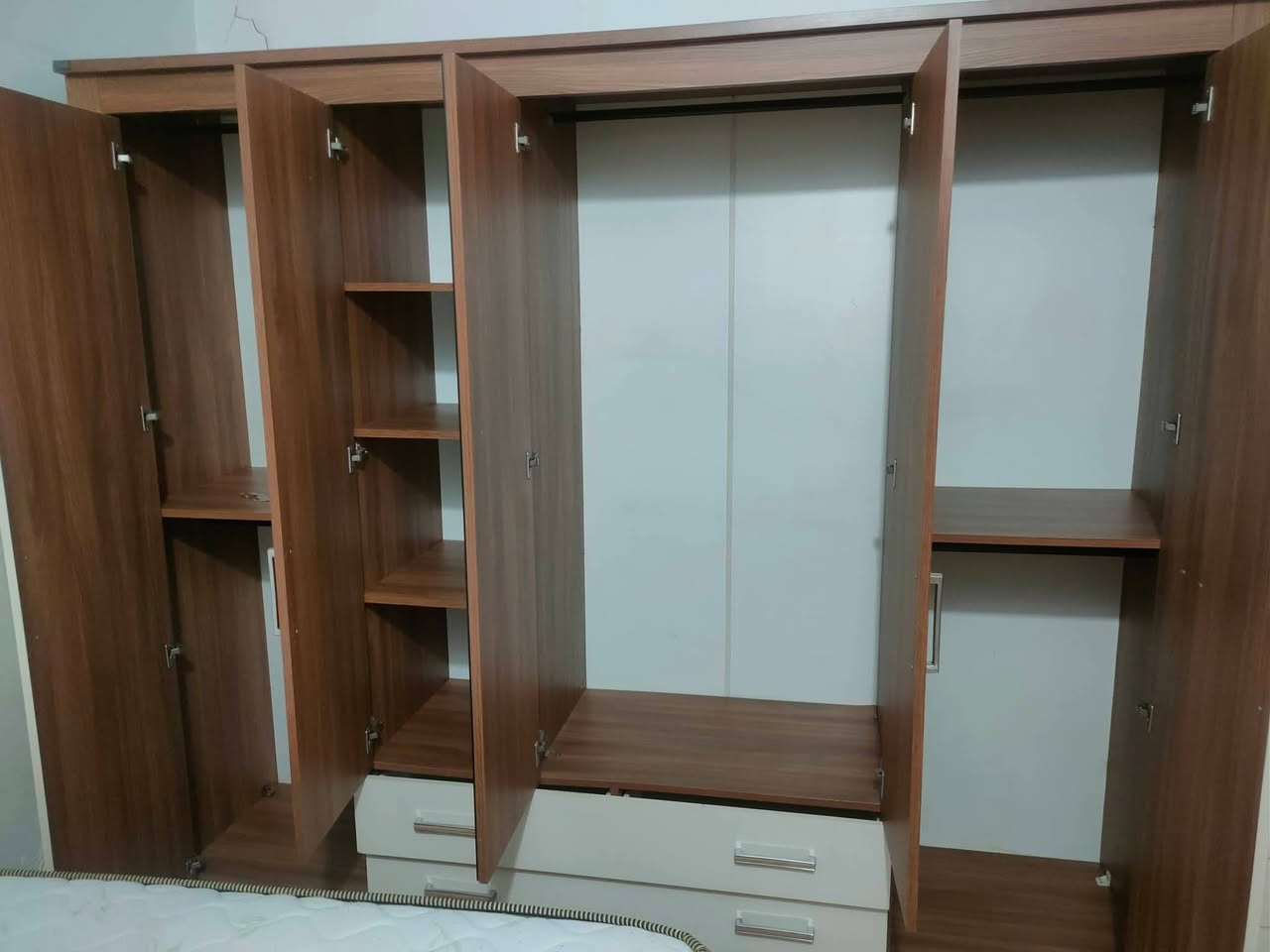 غرفة نوم للبيع


**إذا كنت صاحب هذا الإعلان وتريد حذفه لأي سبب، رجاءا أرسل رسالة إلى الدعم الفني**