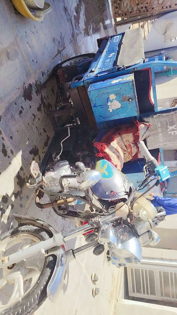 سلام عليكم ستوتة جاهزة رقم ابض مداور ثاني يوم تايرات جدد اكسن جديد  مكينة 26 برغي مامفتوح بيهة السعر مليون 300بيهة مجال لطيبين التصال عل رقم ***********
