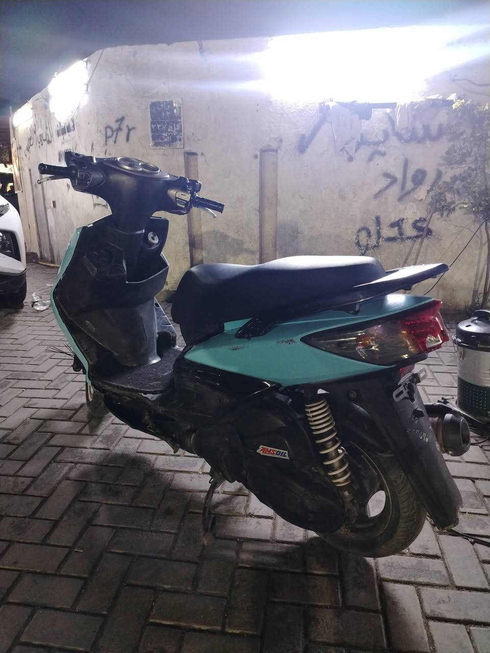 السلام عليكم سكنس نوزل نضافة ١٠٠/١٠٠ بس العيب البيهة كفر تجاري الدراجة صارلهة ٥ أشهر من نازل من الرمبة بيهة كلجات جيسو مكينة ناعمة مكاني بغداد الشعب ***********
