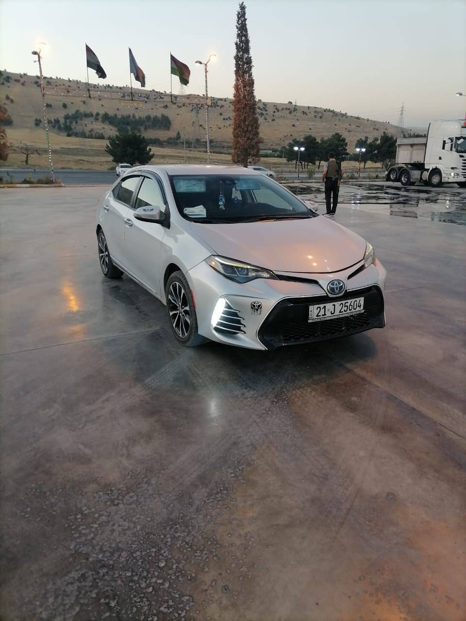 السلام عليكم كورلا 2017للبيع السعر 138 الاستفسار الاتصال ***********
