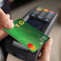 ال سكنة الديوانيه تتوفر تسهيلات ما______ليه  الى حاملين ماستركارد  وال...